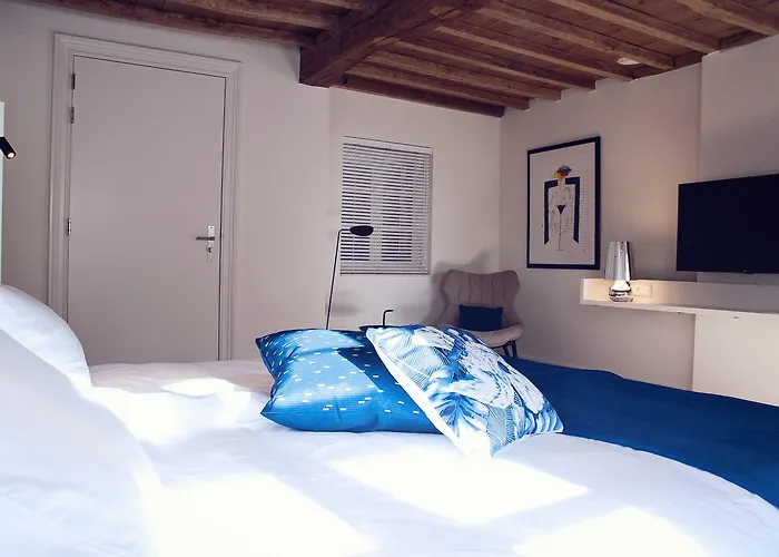 Maison Village Hotel