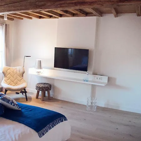 Maison Village Hotell 3*